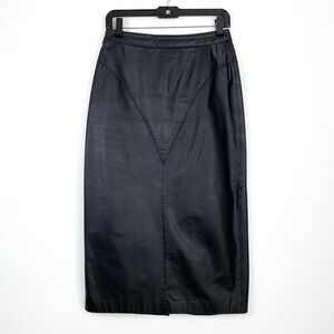 Vintage black leather skirt Global Identity G-III calf length fits like size 4